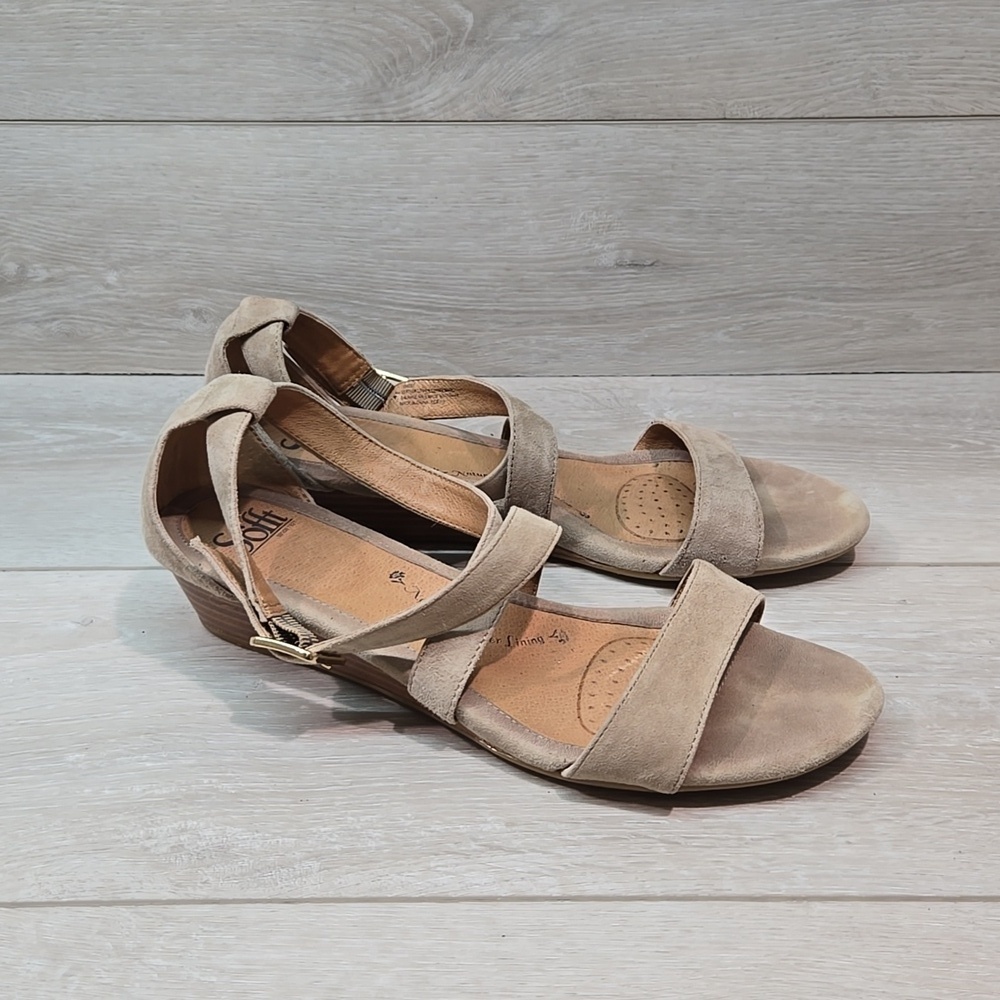 Sofft Women Suede Ankle Strap Wedge Sandals shoes sz 10M